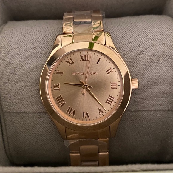 Rose Gold Michael Kors watch main image 2